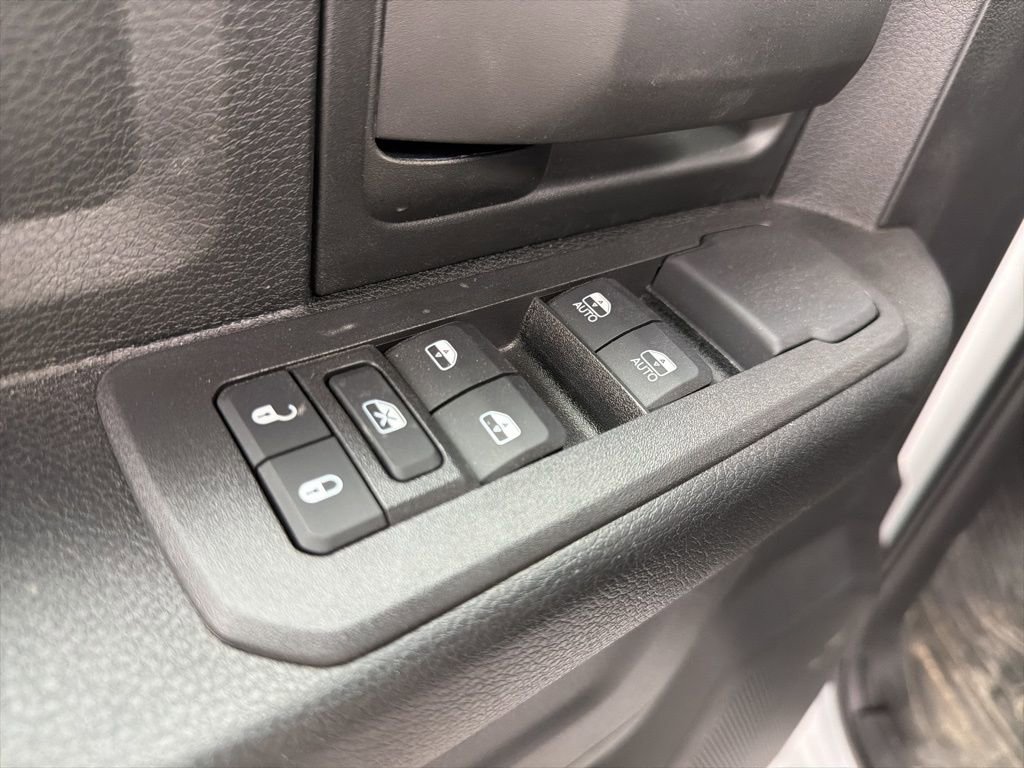New 2026 RAM 3500 4x4 Crew Cab DRW image 14
