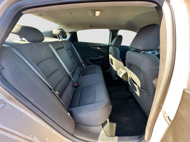 Used 2022 Chevrolet Malibu LT image 26