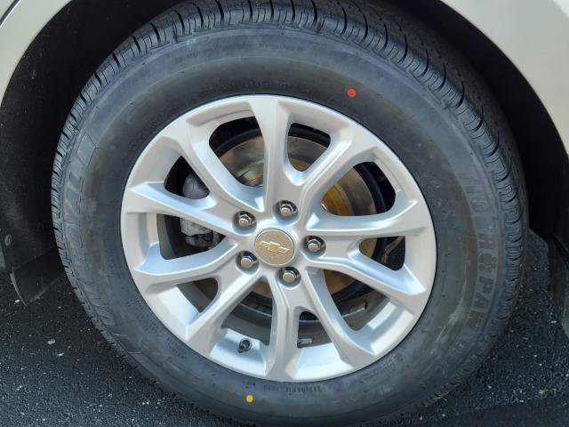 Used 2020 Chevrolet Equinox LT w/ Driver Convenience Package FWD image 5