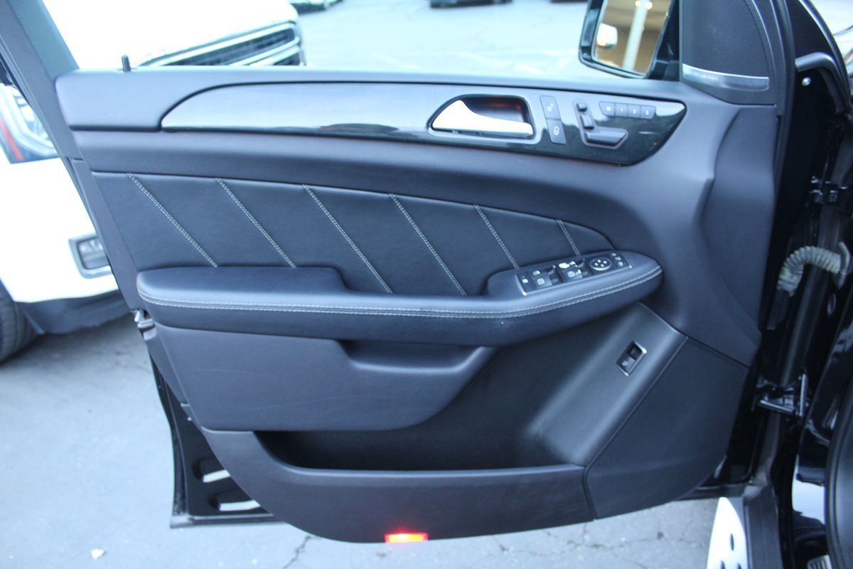 Used 2016 Mercedes-Benz GL 450 4MATIC image 18
