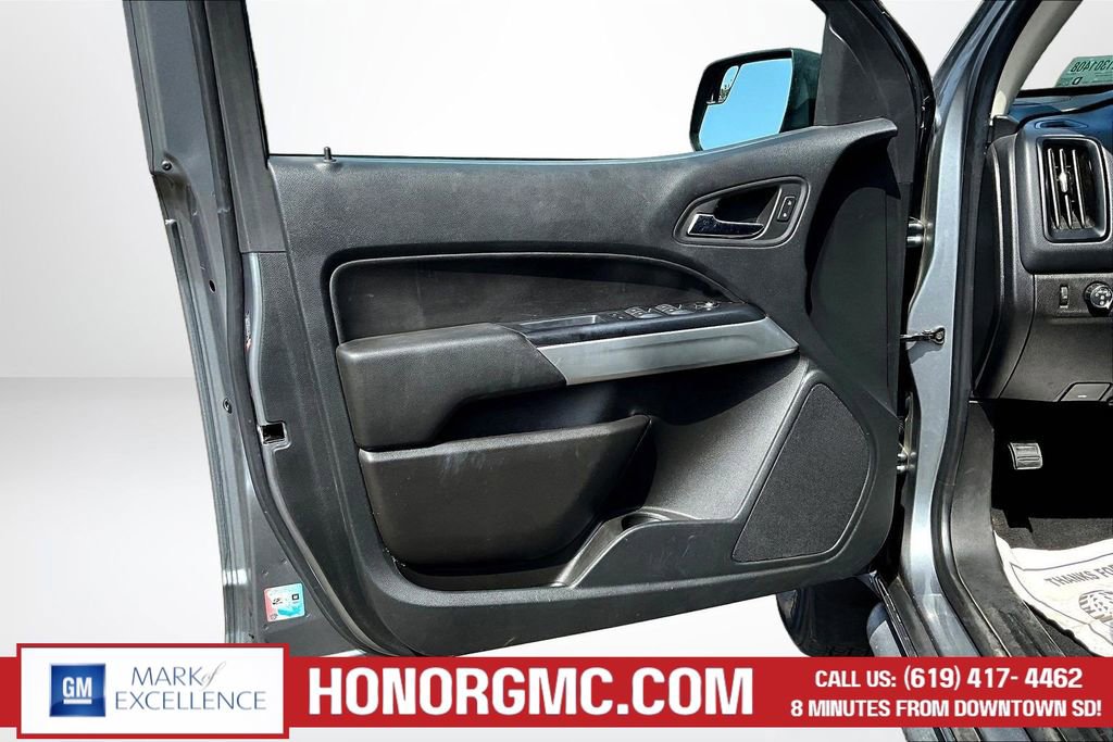 Used 2022 Chevrolet Colorado LT w/ LT Convenience Package AWD/4WD image 21