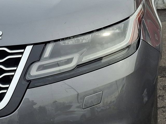 Used 2018 Land Rover Range Rover Velar S image 4