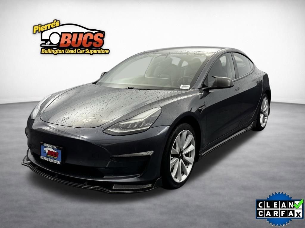 Used 2019 Tesla Model 3 Standard Range Plus image 1