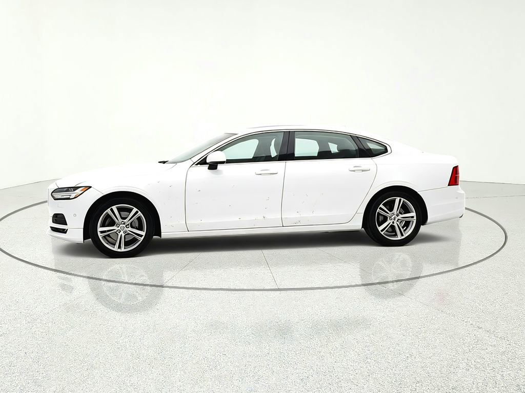 Used 2018 Volvo S90 T5 Momentum w/ Convenience Package image 4