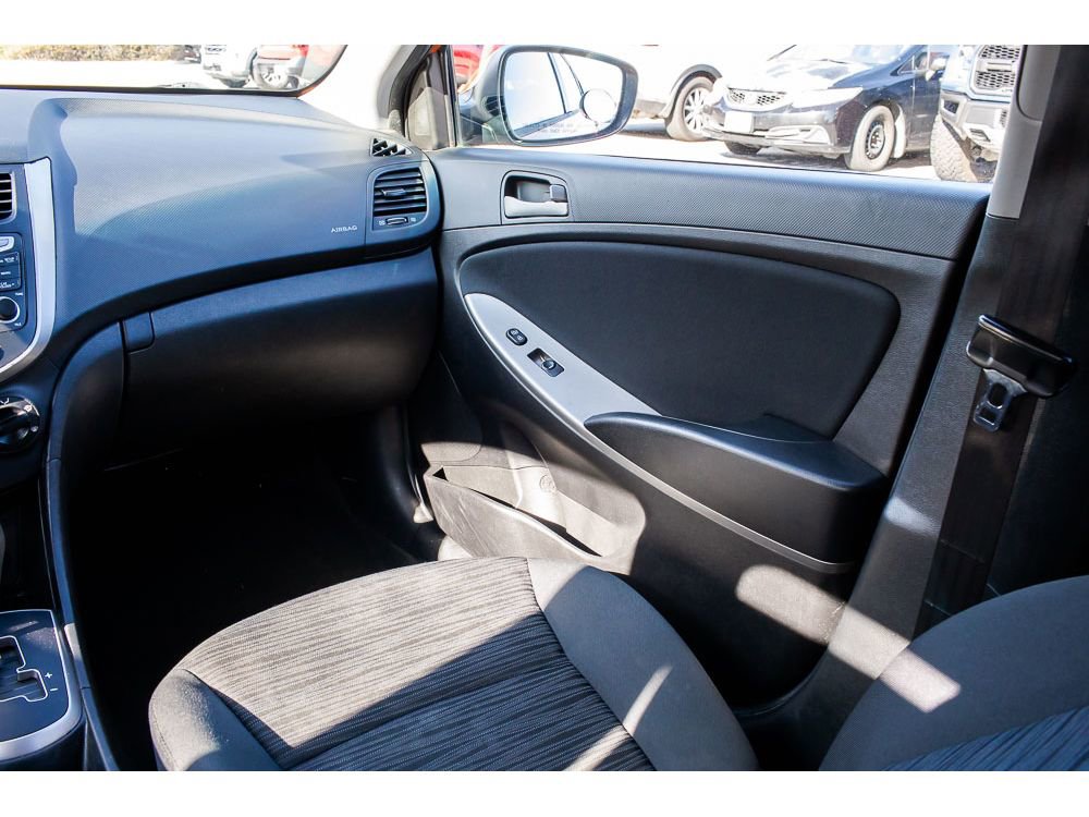 Used 2015 Hyundai Accent GS image 14