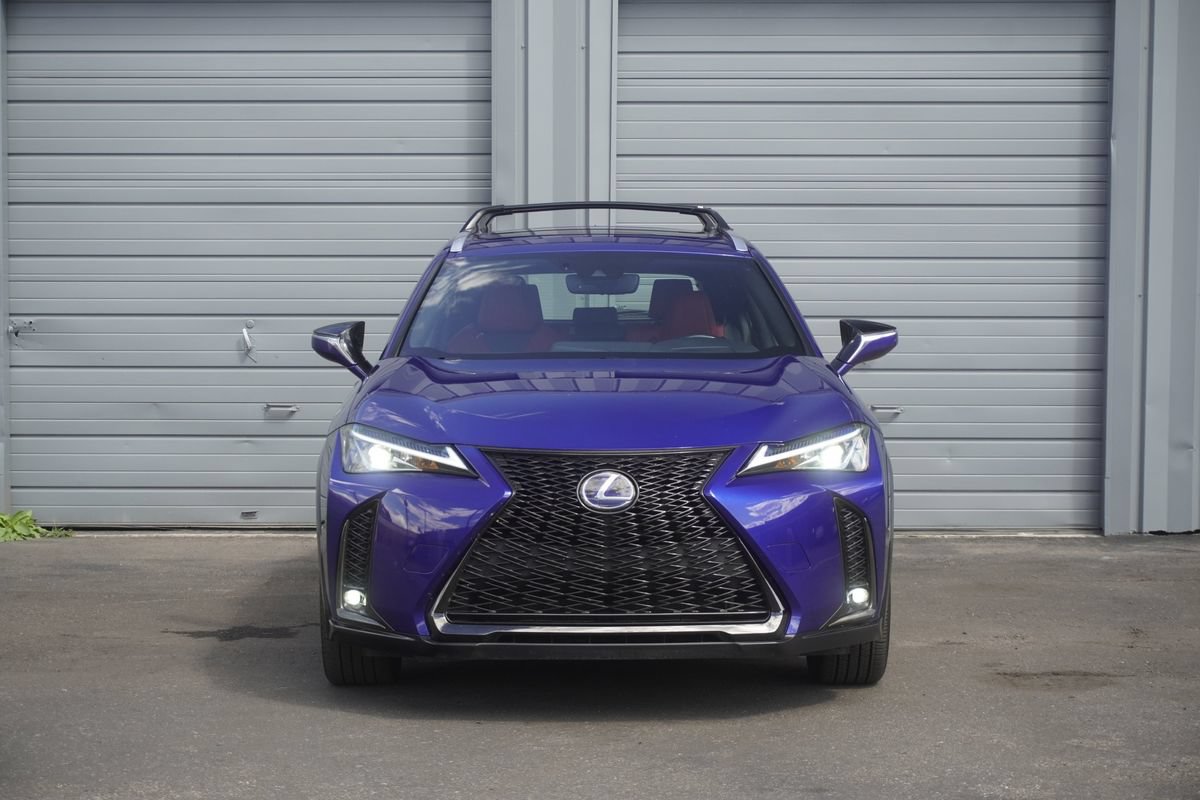 Used 2019 Lexus UX 250h F Sport w/ F Sport Premium Package AWD/4WD image 9