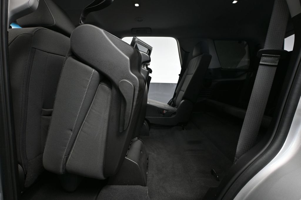 Used 2020 GMC Yukon SLE w/ SLE Value Package AWD/4WD image 43