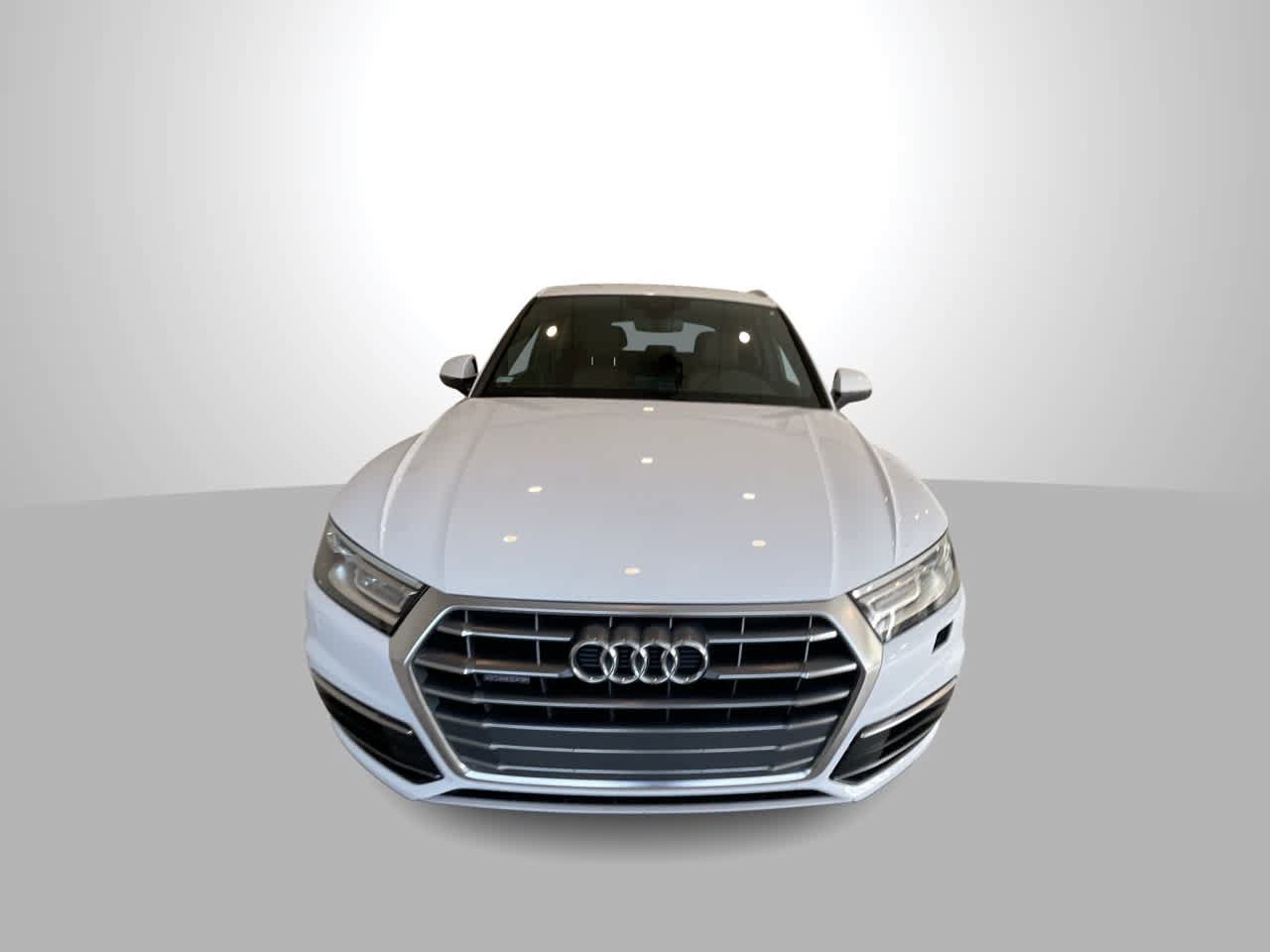 Used 2019 Audi Q5 2.0T Premium w/ Convenience Package AWD/4WD image 3