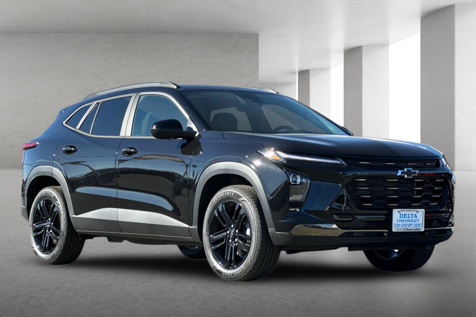 New 2026 Chevrolet Trax ACTIV w/ Driver Confidence Package FWD image 2