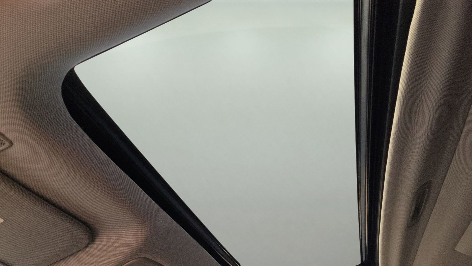 Used 2020 GMC Yukon SLT w/ Open Road Package image 18