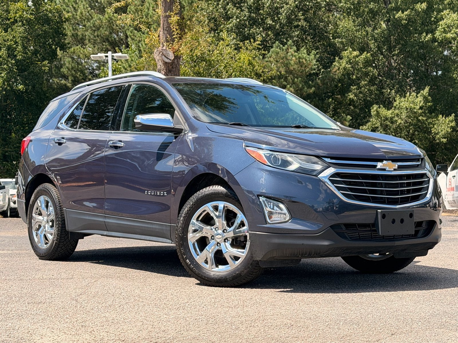 Used 2019 Chevrolet Equinox Premier AWD/4WD image 2