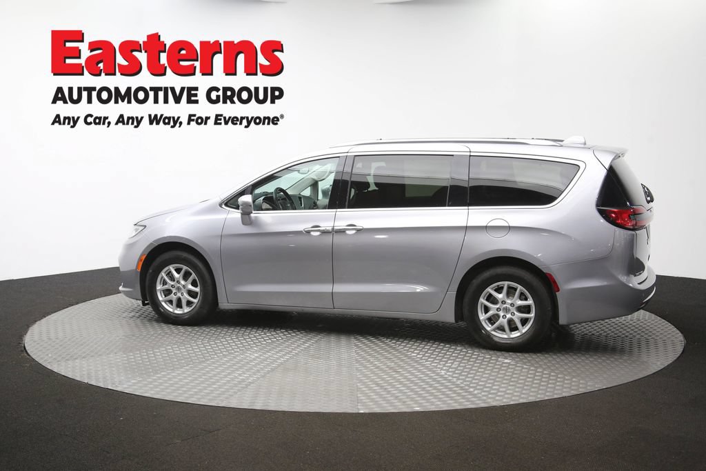 Used 2021 Chrysler Pacifica Touring-L FWD image 64