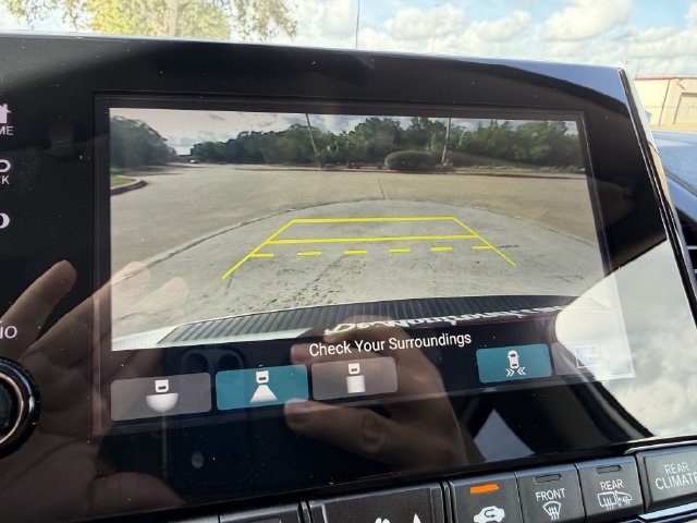 Used 2023 Honda Odyssey Touring image 20