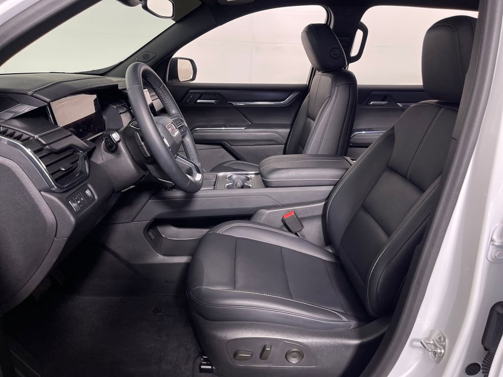 Used 2024 GMC Acadia Elevation image 12