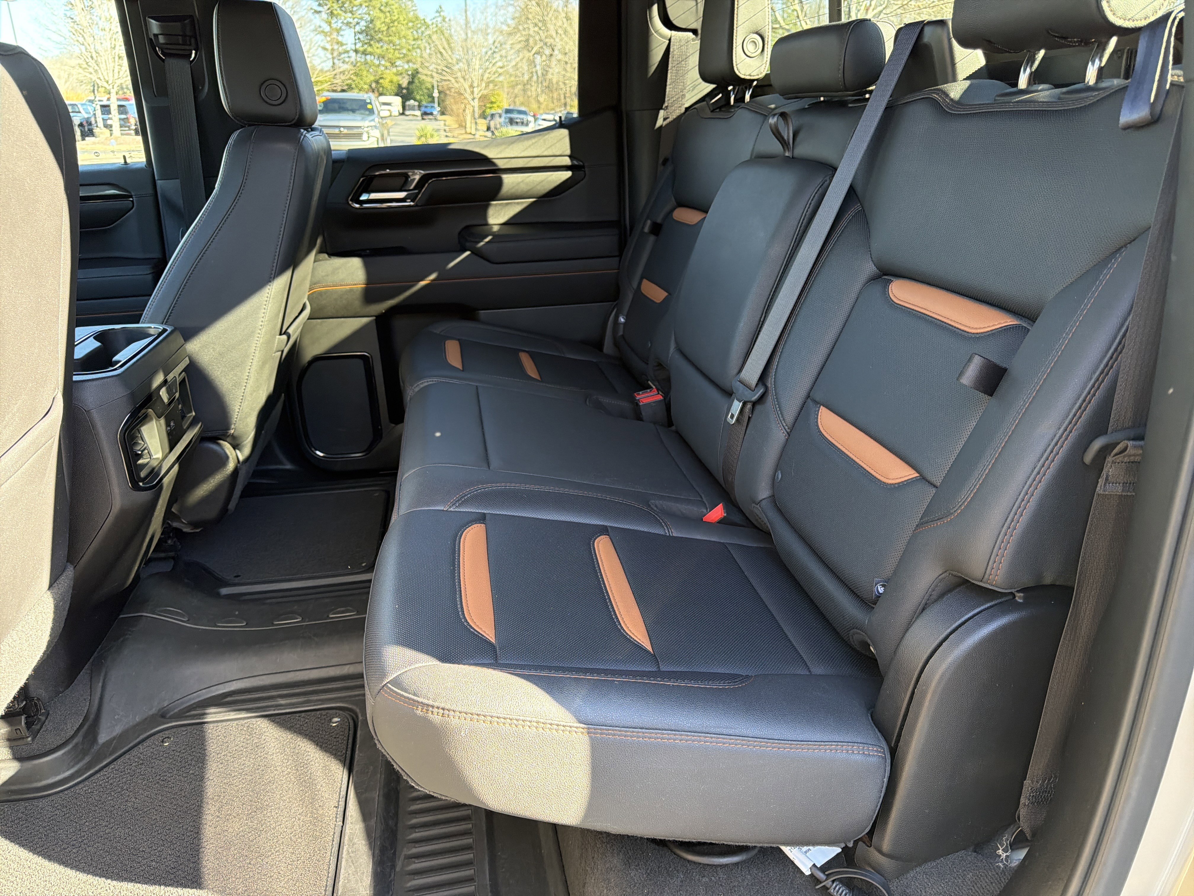 Used 2023 GMC Sierra 1500 AT4 w/ Technology Package image 19