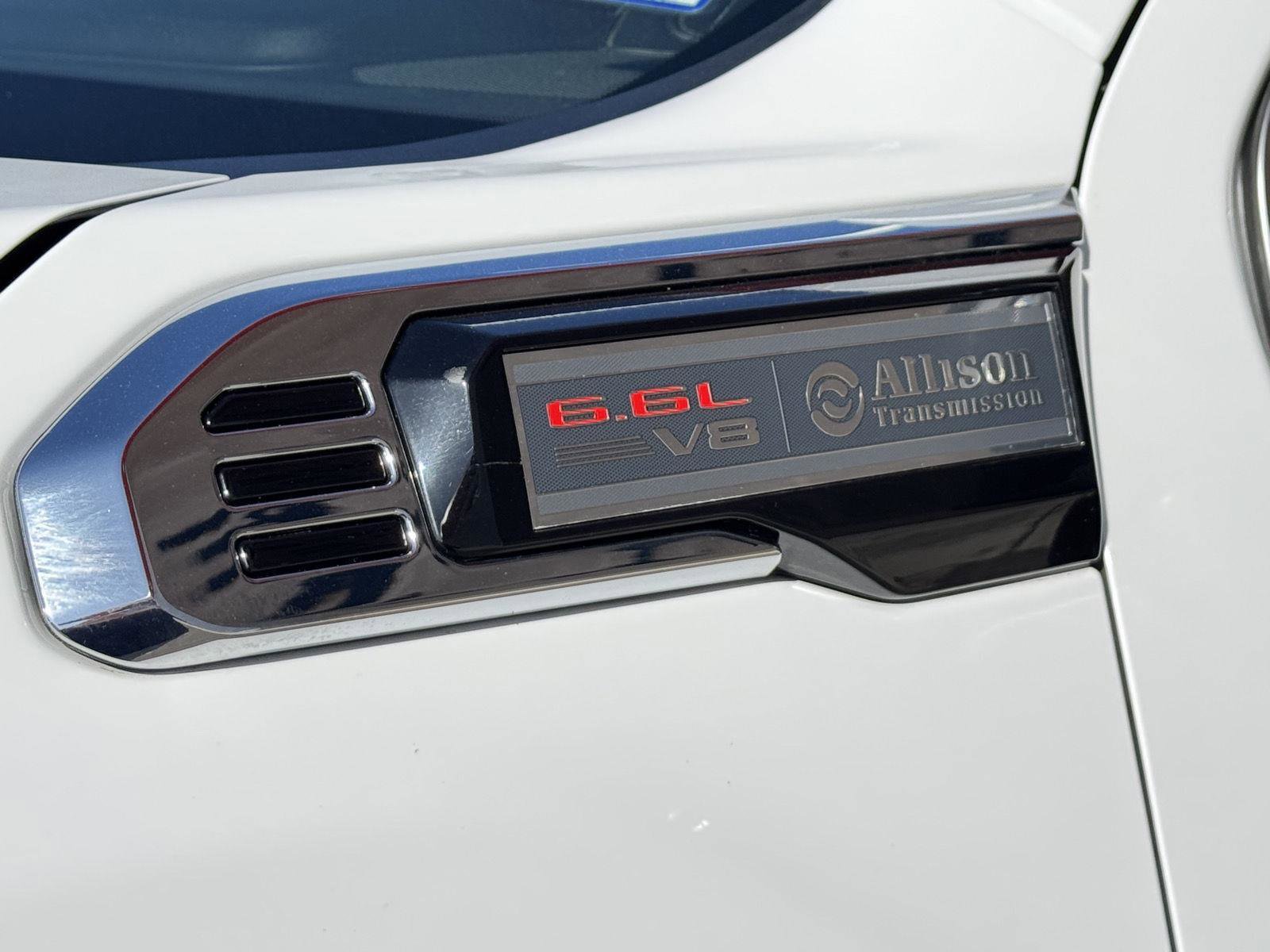 Used 2024 GMC Sierra 2500 SLE image 8