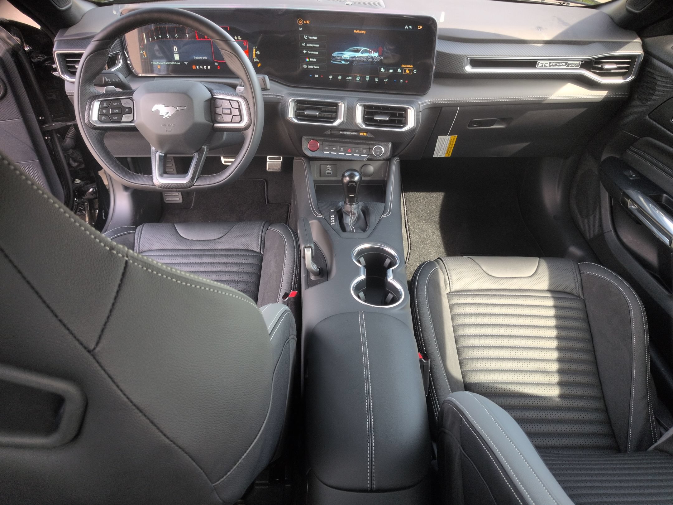 New 2026 Ford Mustang GT Premium w/ GT Performance Package RWD image 29