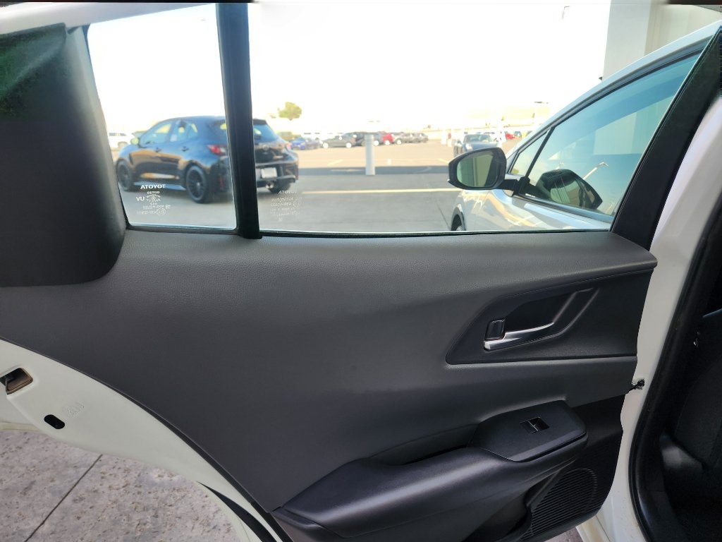 Used 2024 Toyota Prius XLE AWD/4WD image 21