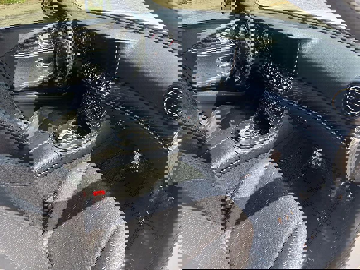 Used 2018 Mercedes-Benz E 300 w/ AMG Line Exterior image 11