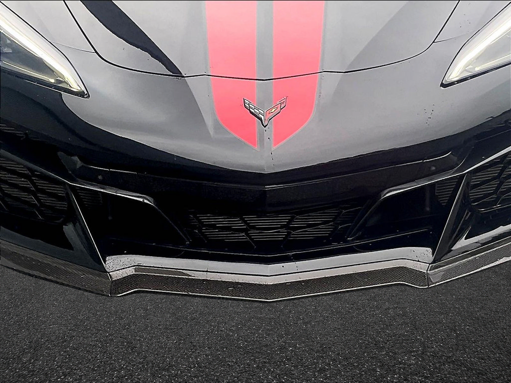 Used 2024 Chevrolet Corvette Z06 RWD image 34