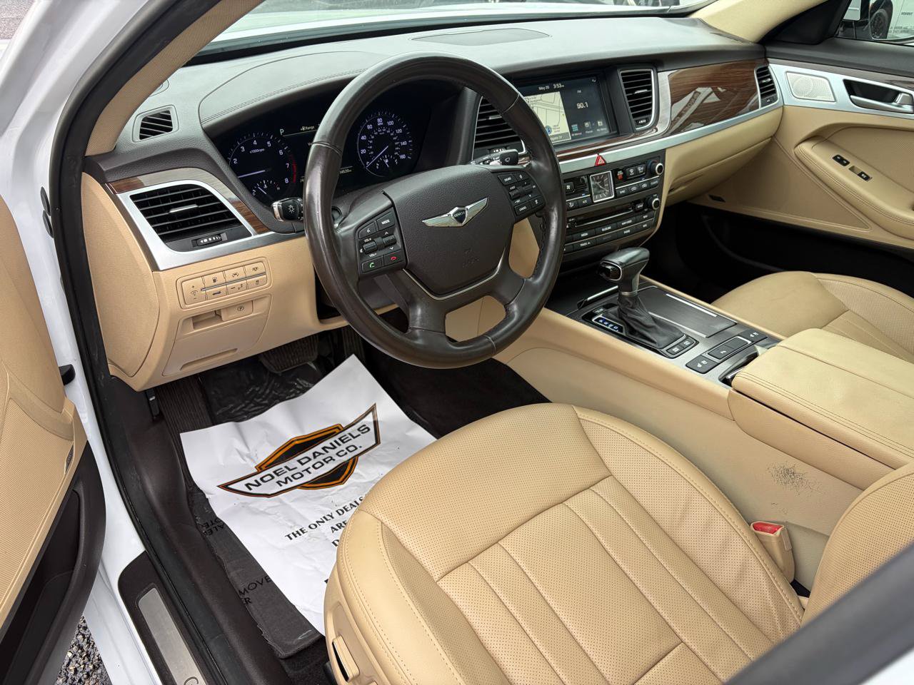 Used 2018 Genesis G80 3.8 w/ Option Group 02 RWD image 11