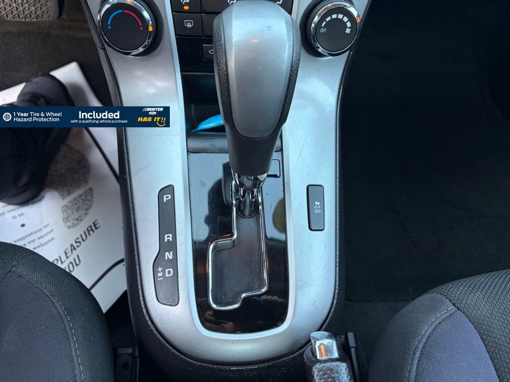 Used 2015 Chevrolet Cruze LT w/ Sun And Sound Package FWD image 13