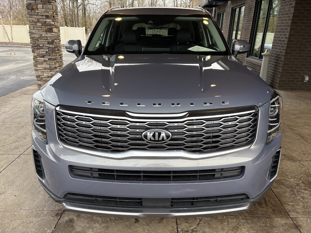 Used 2020 Kia Telluride EX image 3