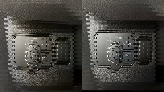 Used 2023 Mercedes-Benz Sprinter 2500 image 12