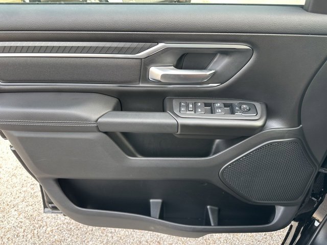 New 2026 RAM 1500 4x4 Crew Cab image 30