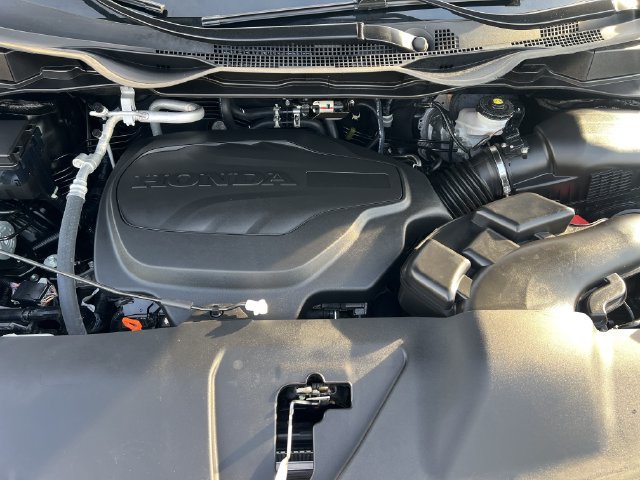 Used 2025 Honda Odyssey Touring image 38