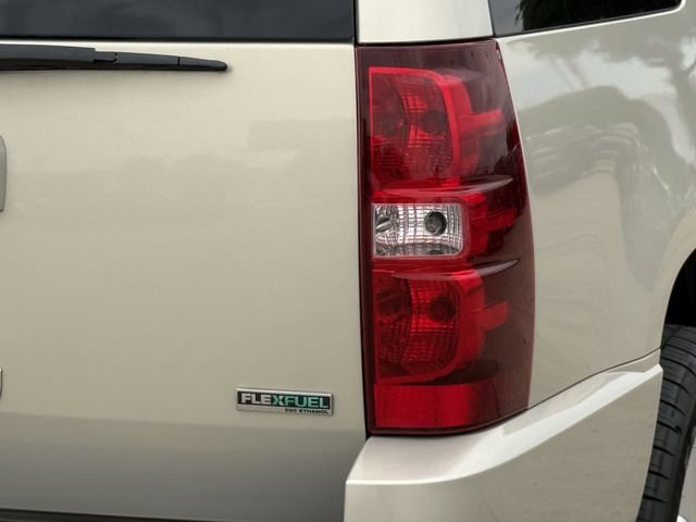 Used 2011 Chevrolet Tahoe LTZ RWD image 7