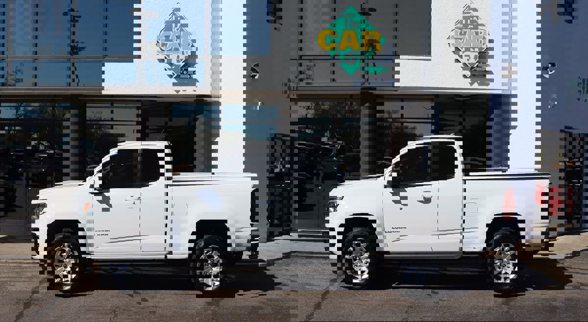 Used 2022 Chevrolet Colorado LT w/ Fleet Safety Package image 8