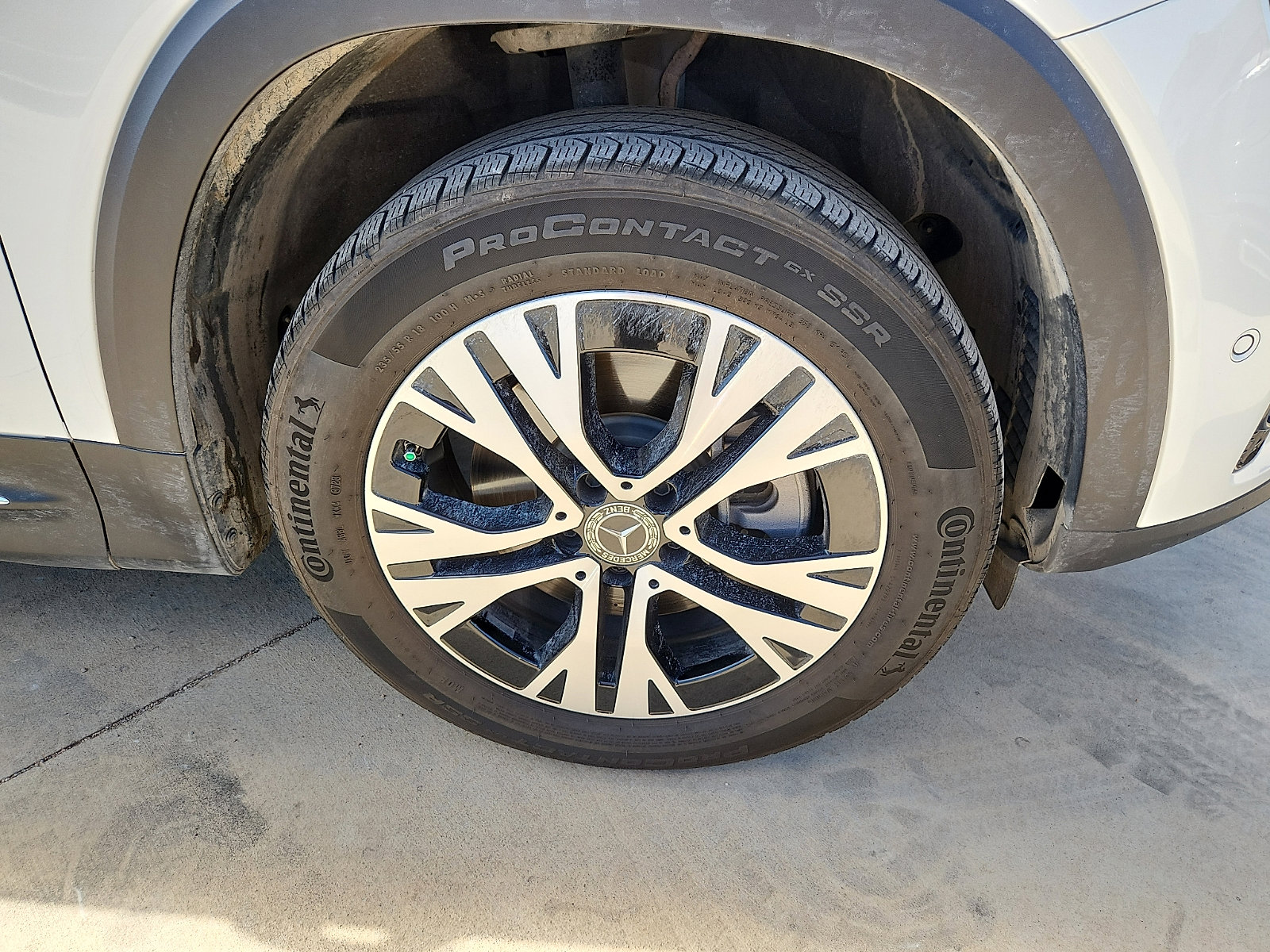 Used 2024 Mercedes-Benz GLB 250 4MATIC image 9