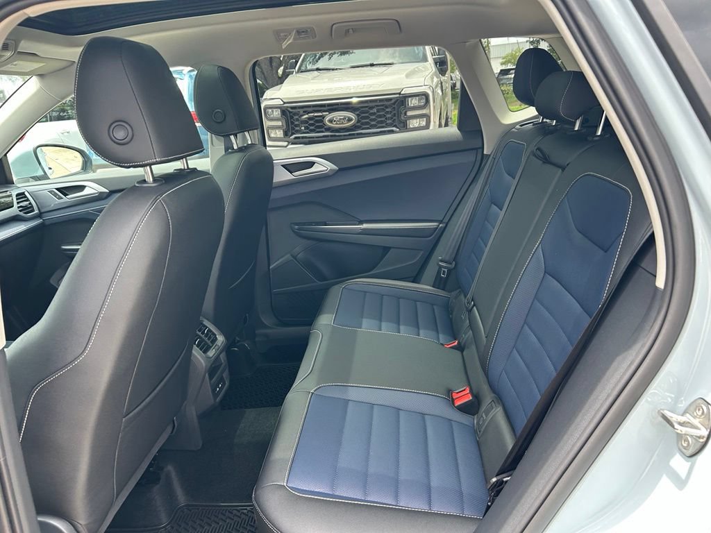 New 2026 Volkswagen Taos SEL AWD/4WD image 40