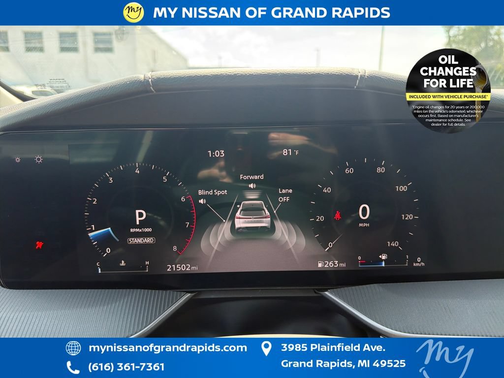 Used 2025 Nissan Murano SV AWD/4WD image 19