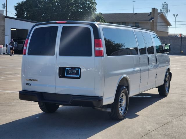 Used 2025 Chevrolet Express 3500 LS RWD image 13