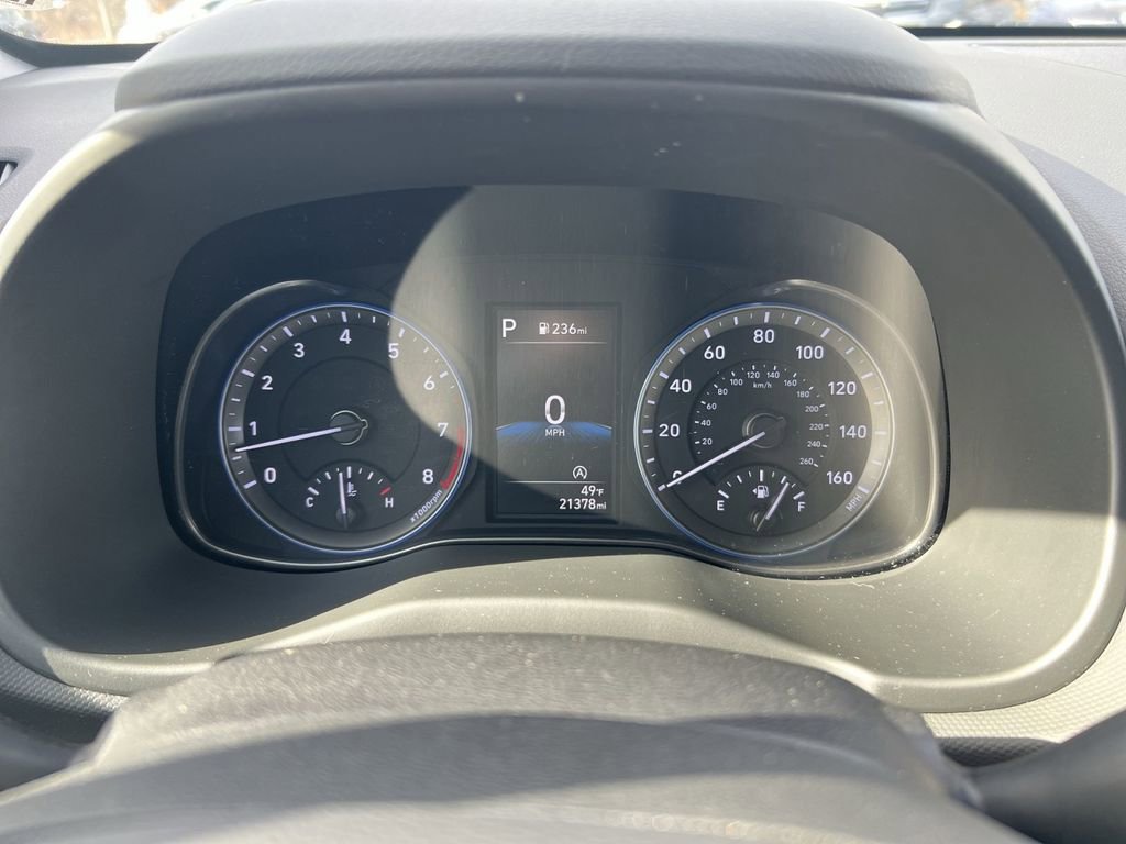Used 2023 Hyundai Kona SEL w/ Winter Weather Package image 17