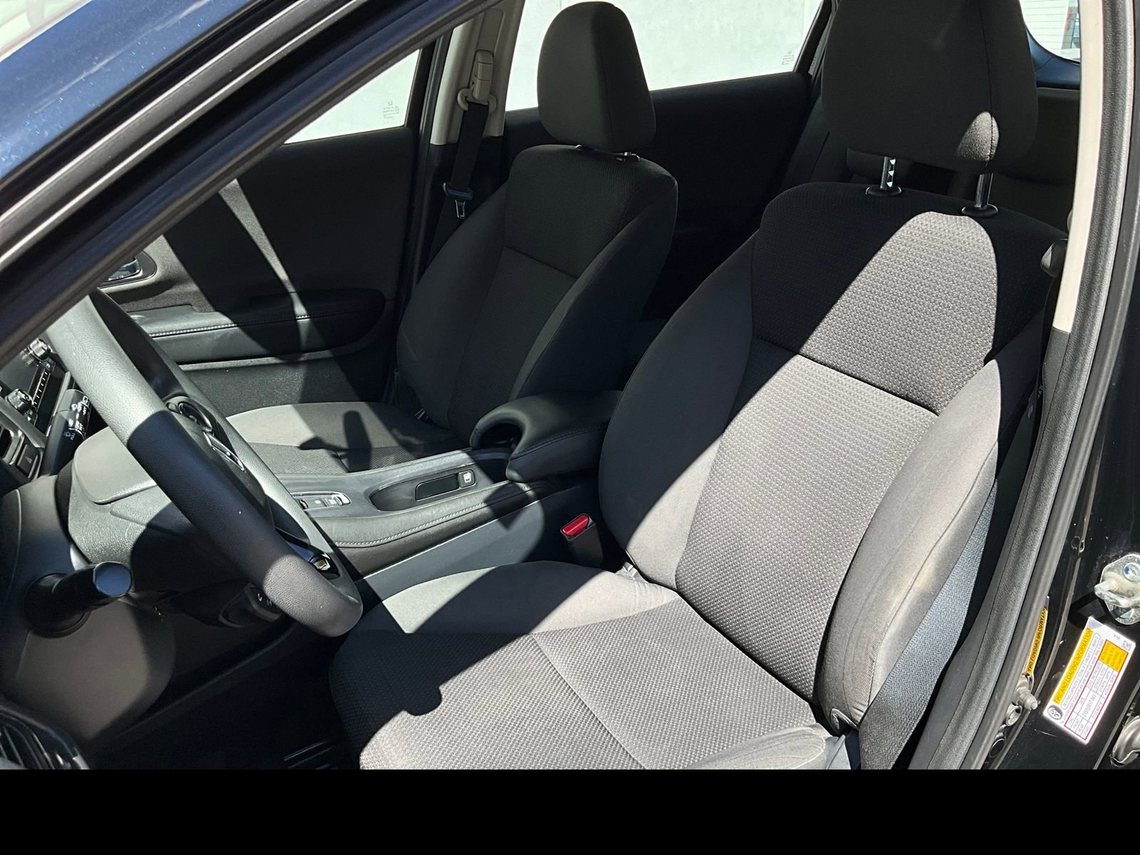 Used 2020 Honda HR-V LX image 7