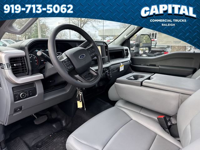 New 2026 Ford F250 XL w/ XL Chrome Package image 18