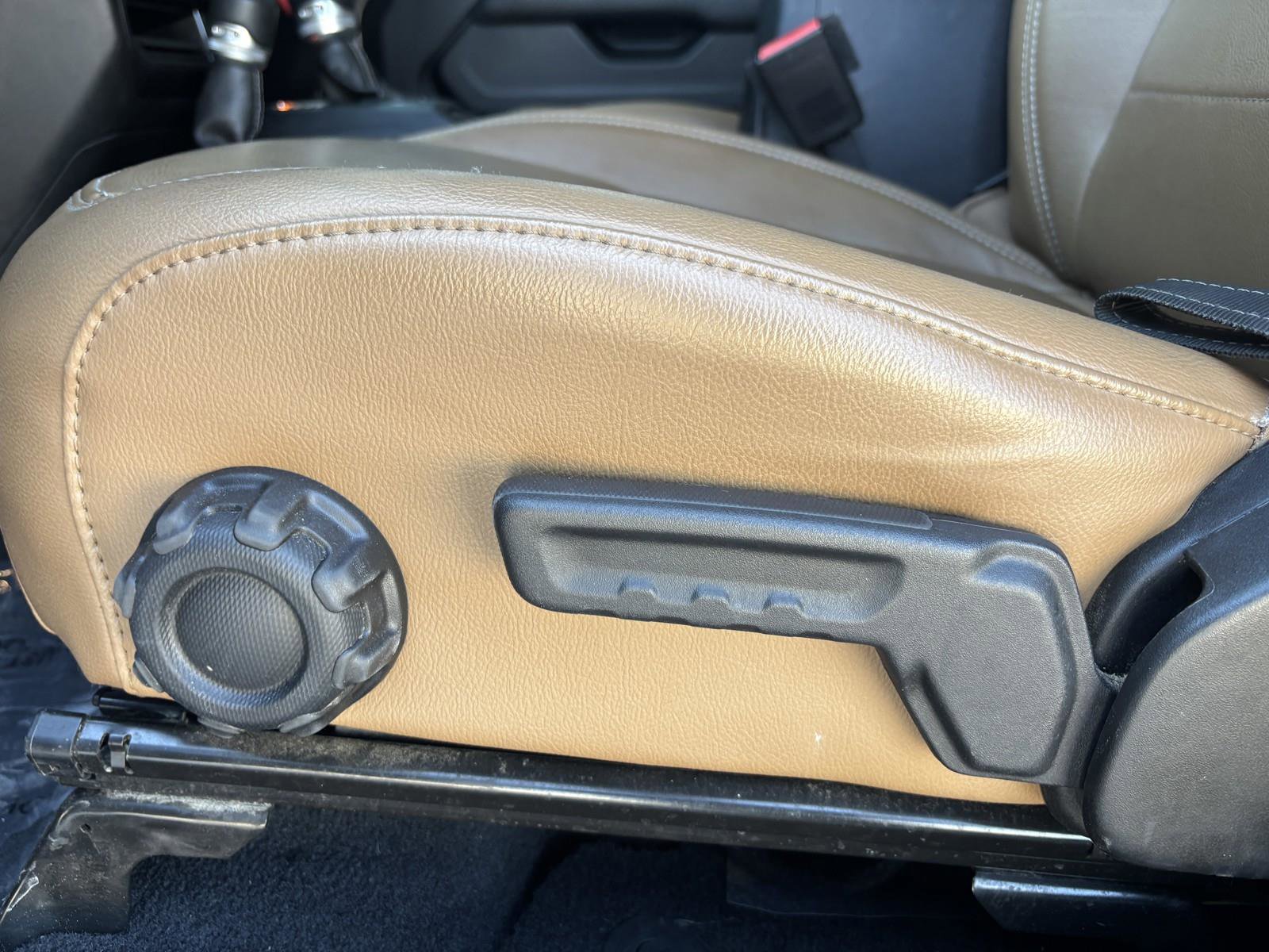 Used 2021 Jeep Wrangler Unlimited Sahara w/ Safety Group image 10