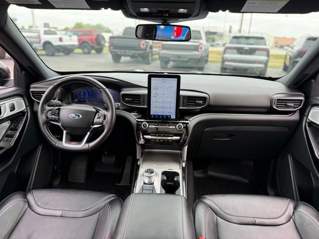 Used 2023 Ford Explorer ST w/ Technology Package AWD/4WD image 2