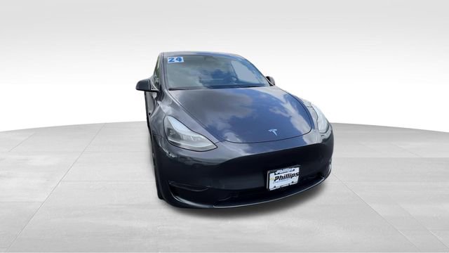 Used 2024 Tesla Model Y Long Range AWD/4WD image 10