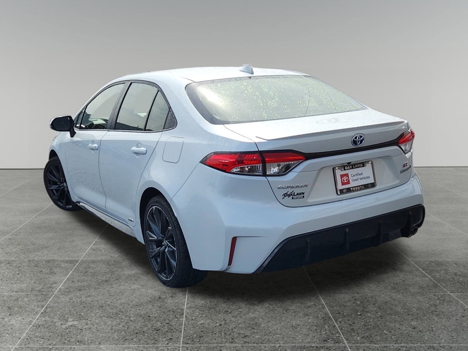 Certified 2024 Toyota Corolla SE w/ SE Package image 5