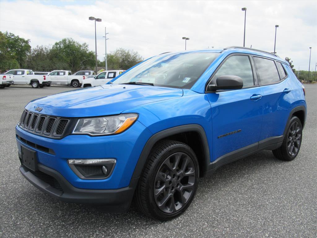 Used 2021 Jeep Compass Latitude image 3