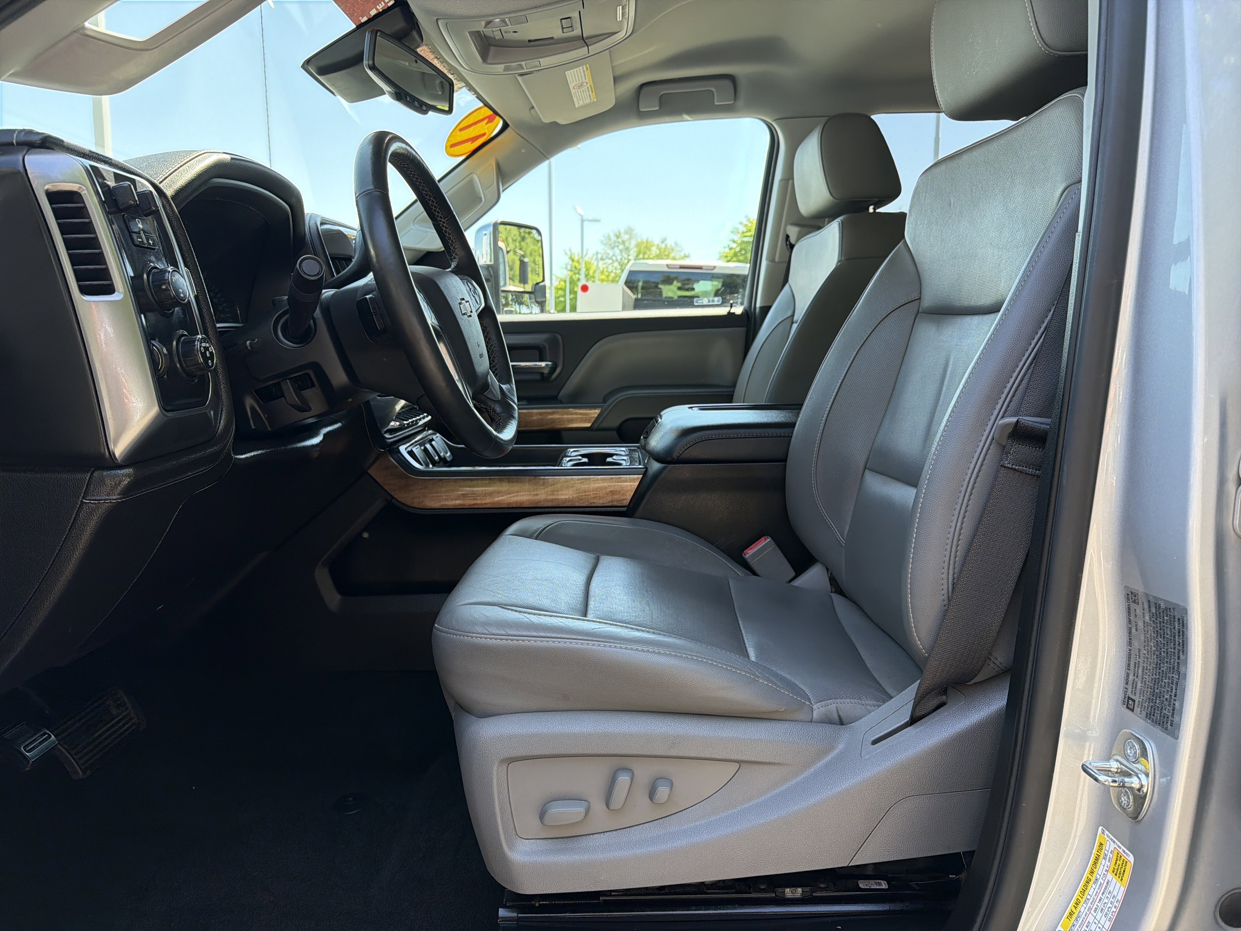 Used 2017 Chevrolet Silverado 3500 LTZ w/ Duramax Plus Package AWD/4WD image 16