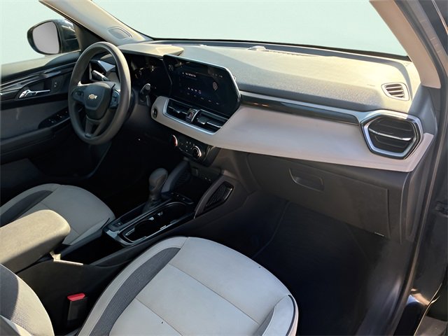 Used 2025 Chevrolet TrailBlazer LT image 13