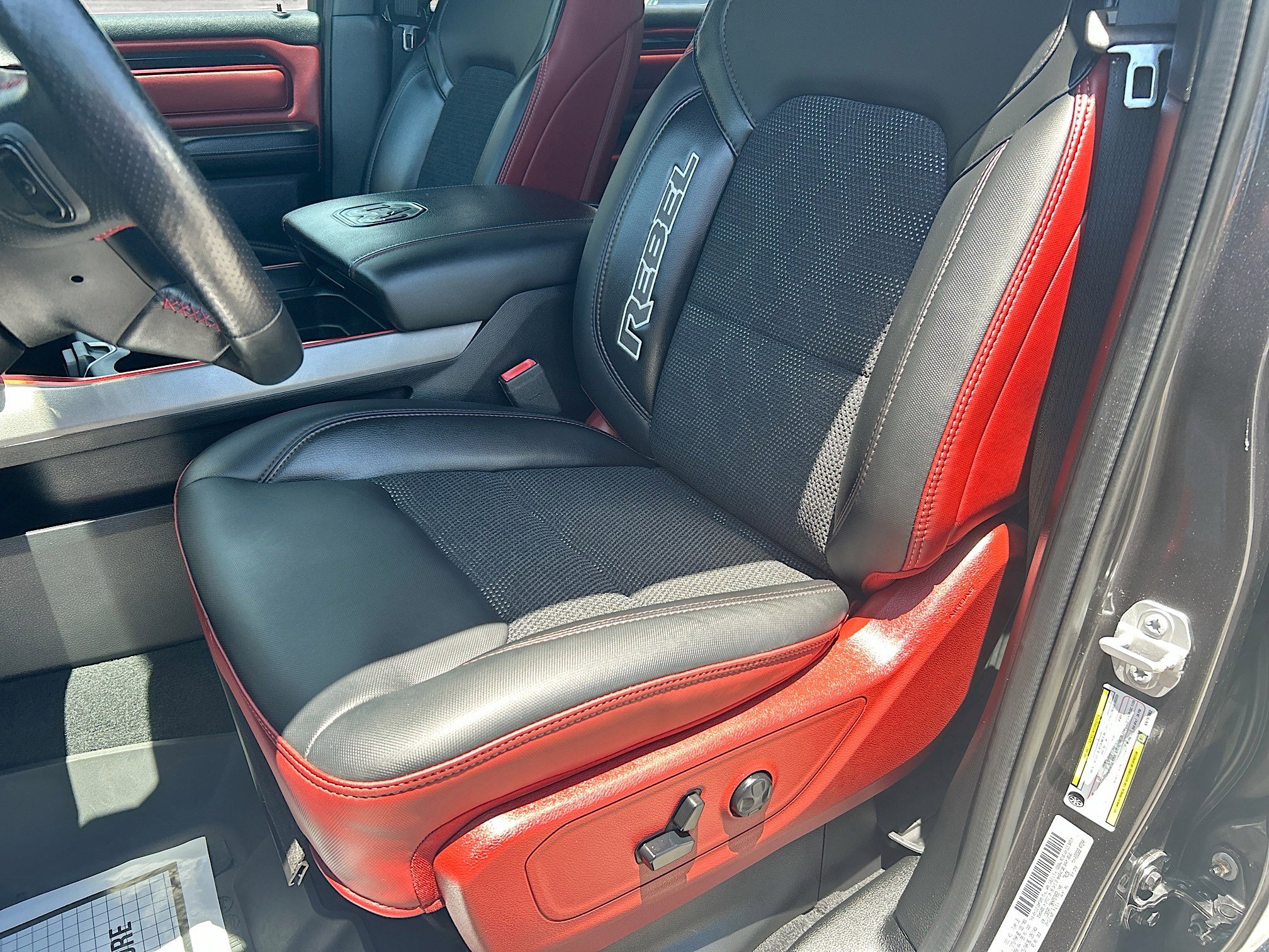 Used 2019 RAM 1500 Rebel w/ Rebel Level 2 Equipment Group AWD/4WD image 21