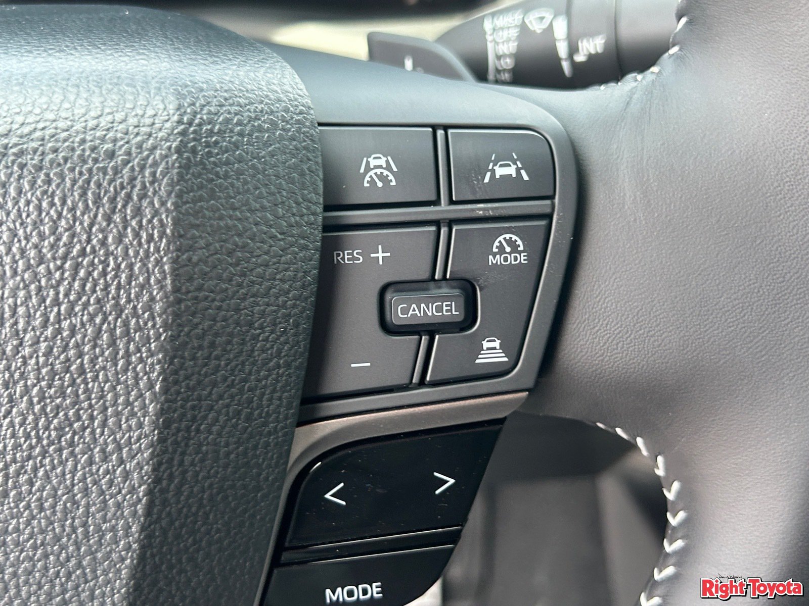 New 2026 Toyota Camry SE w/ Convenience Package FWD image 32