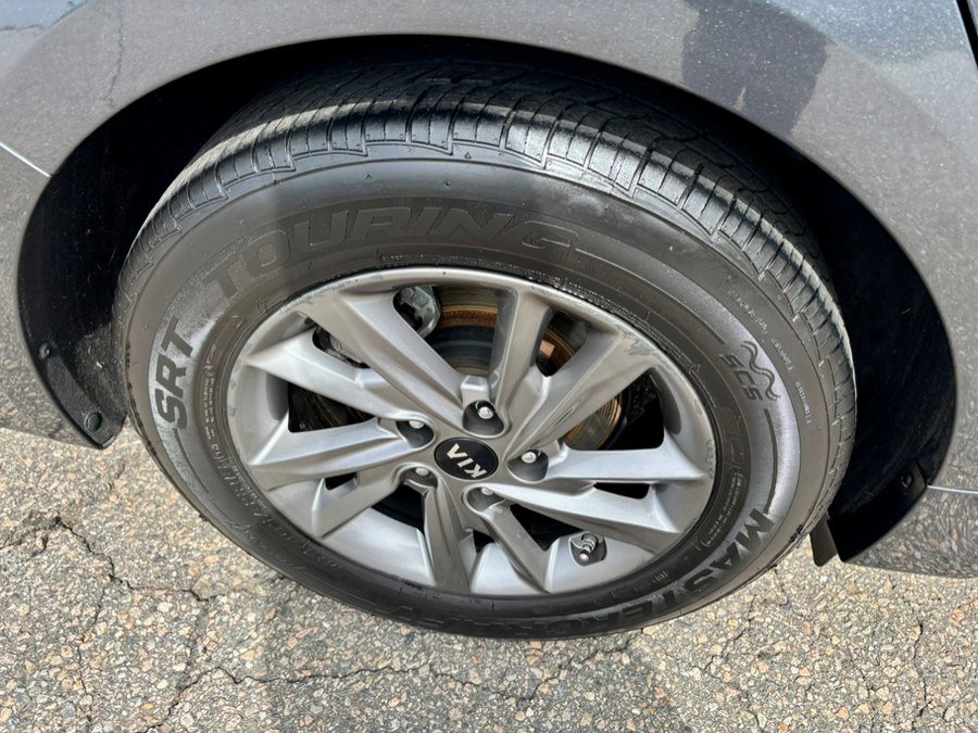 Used 2020 Kia Optima LX image 30