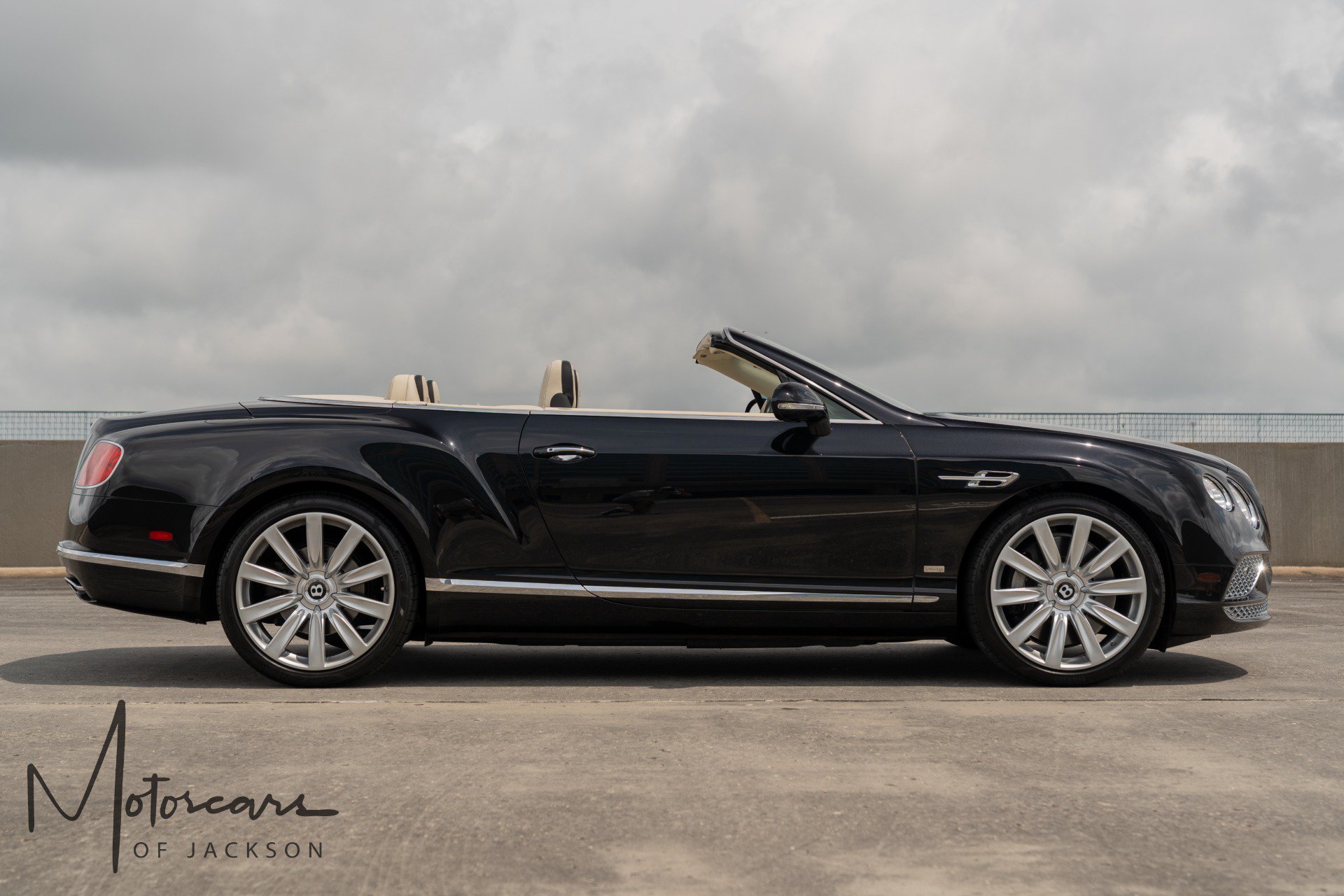 Used 2018 Bentley Continental GT AWD/4WD image 7